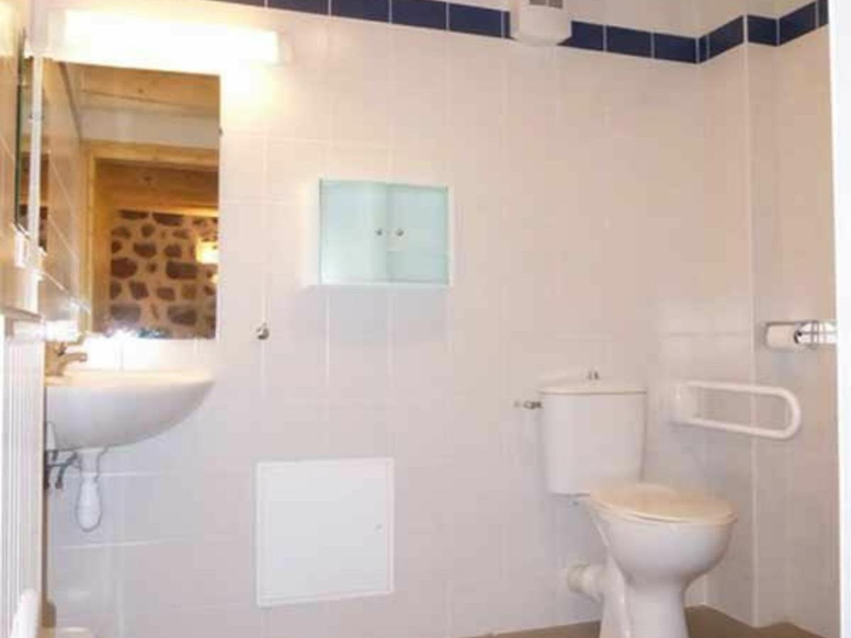 Gite Charmant Pour 8 Pers A Rauret Avec Cheminee, Terrasse Et Acces "Tourisme Et Handicap" - Fr-1-582-186 Exteriör bild